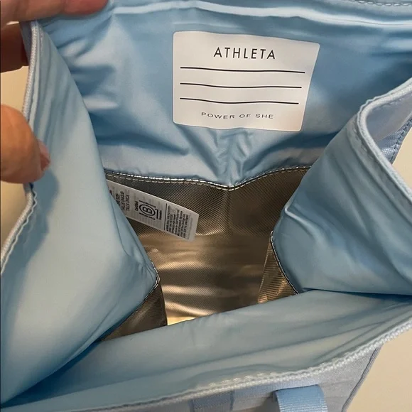 Athleta Girl Sky Blue lunch bag - Picture 2 of 4